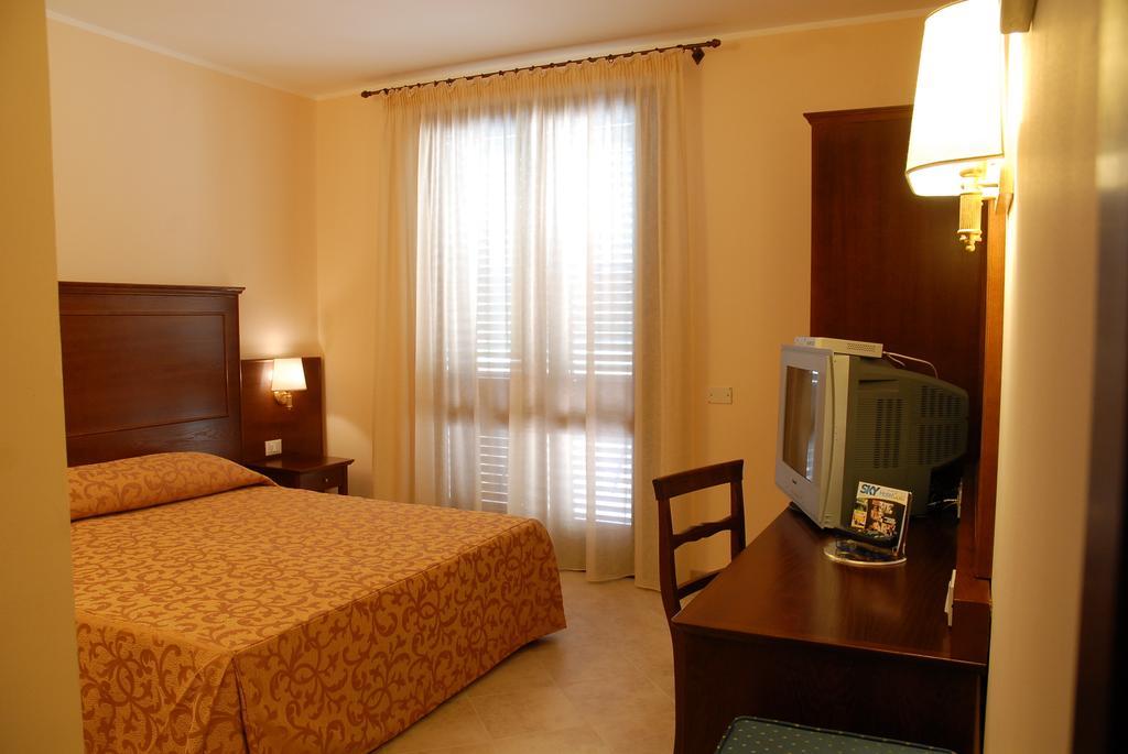 Salemi Hotel Villa Mokarta חדר תמונה